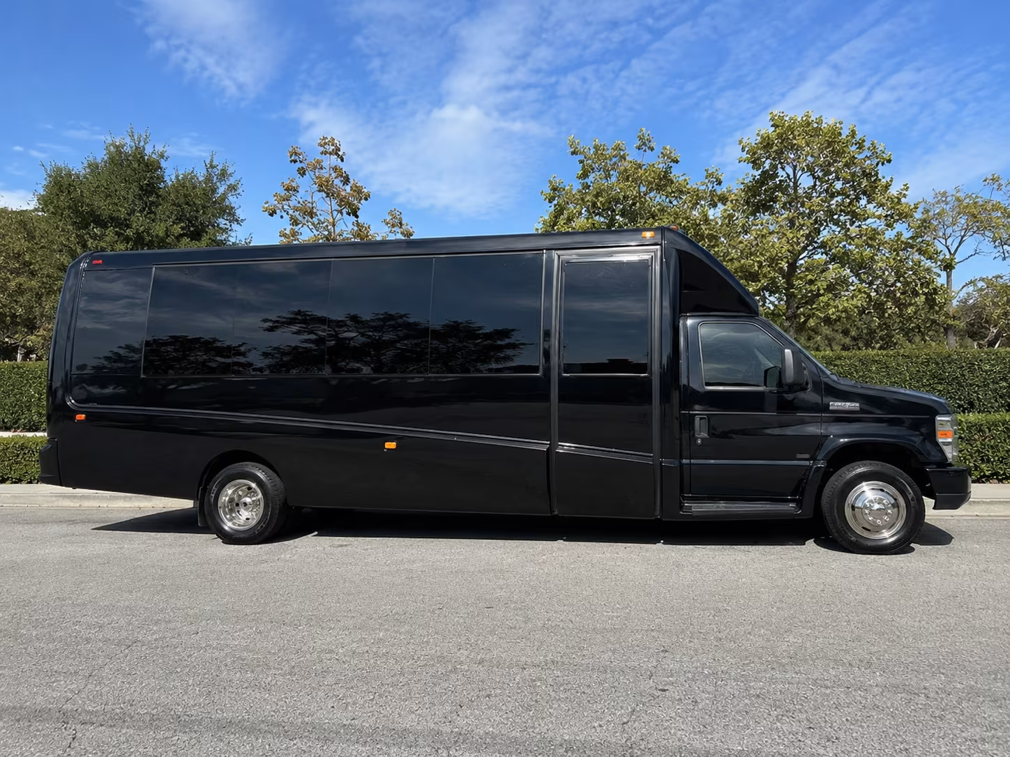 Deerfield Beach Wedding Transportation & Shuttle Service