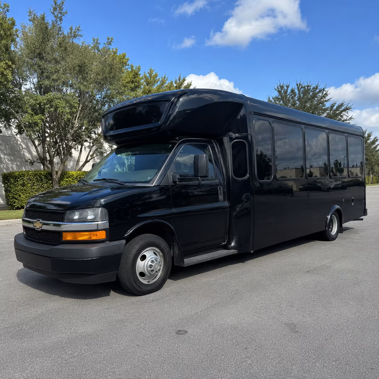Fort Lauderdale Winery Tour & Pub Crawl Transportation