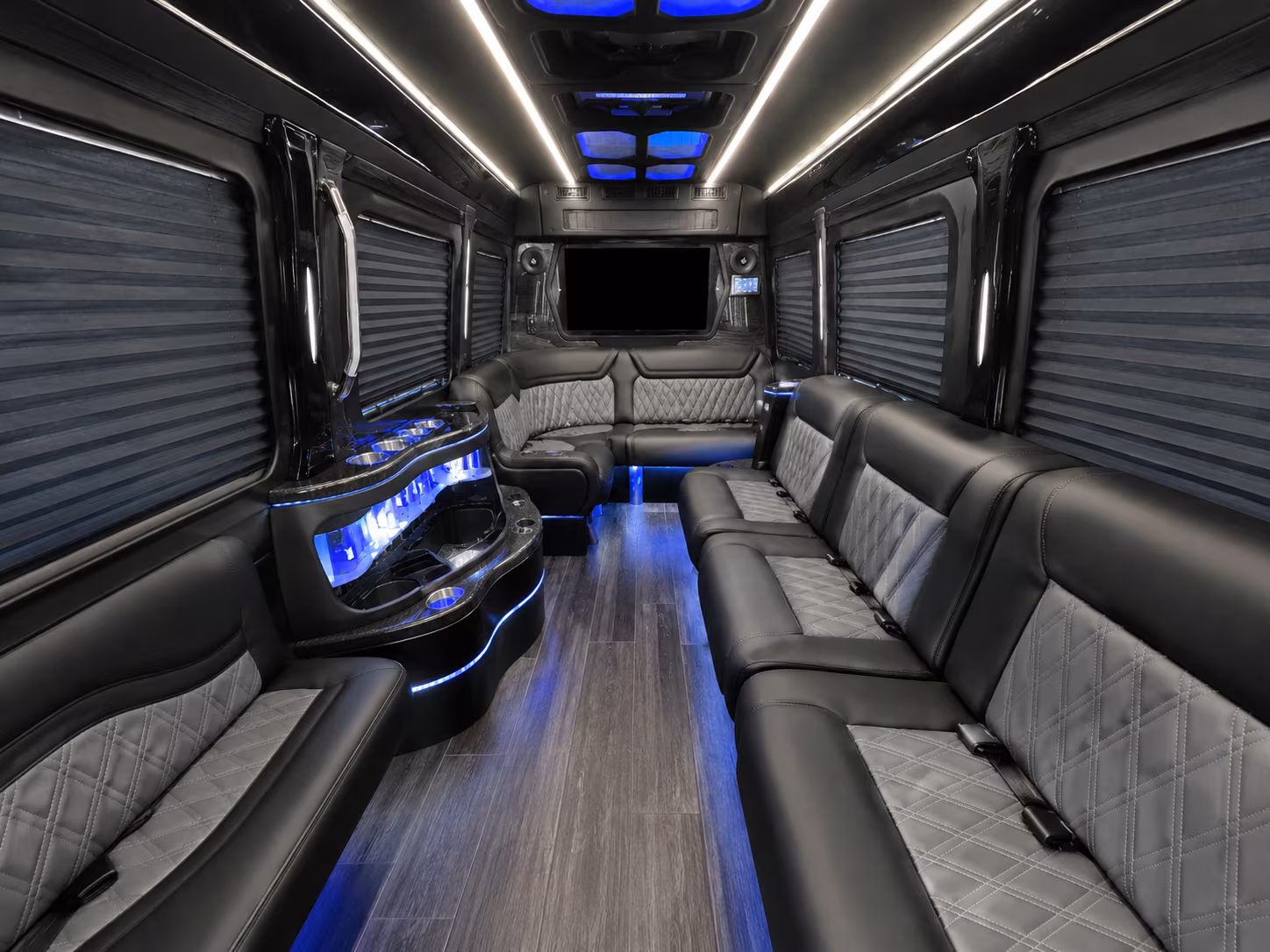 Pompano Beach Airport Shuttle & Transportation party bus exterior