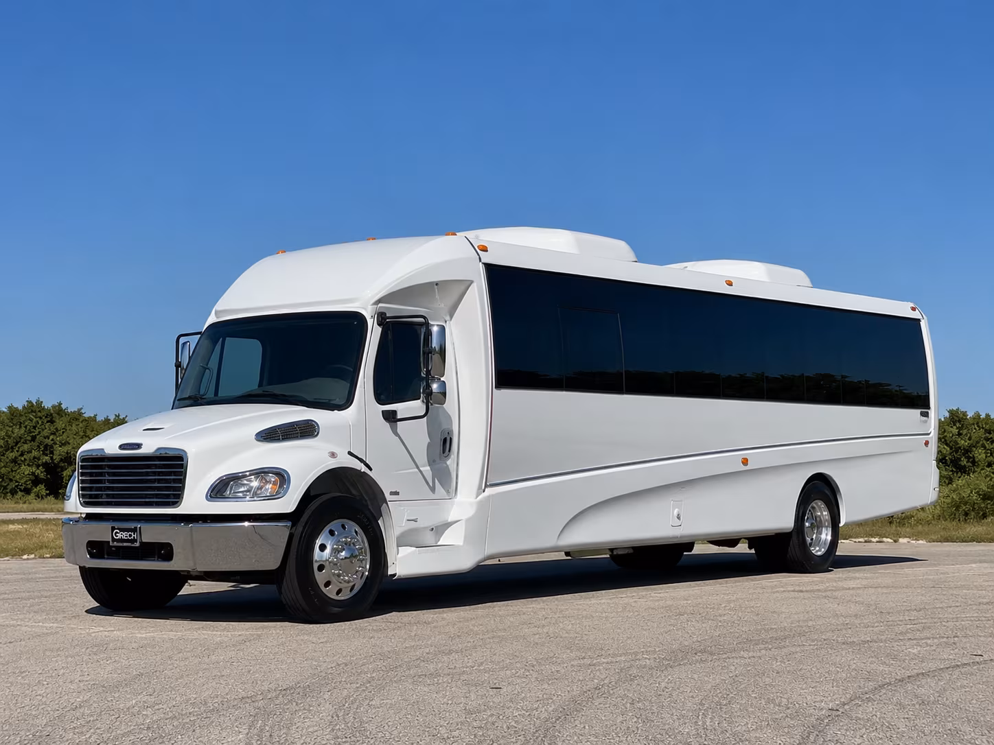 Pompano Beach Birthday, Sweet 16, & Quinceañera Transportation onboard seating