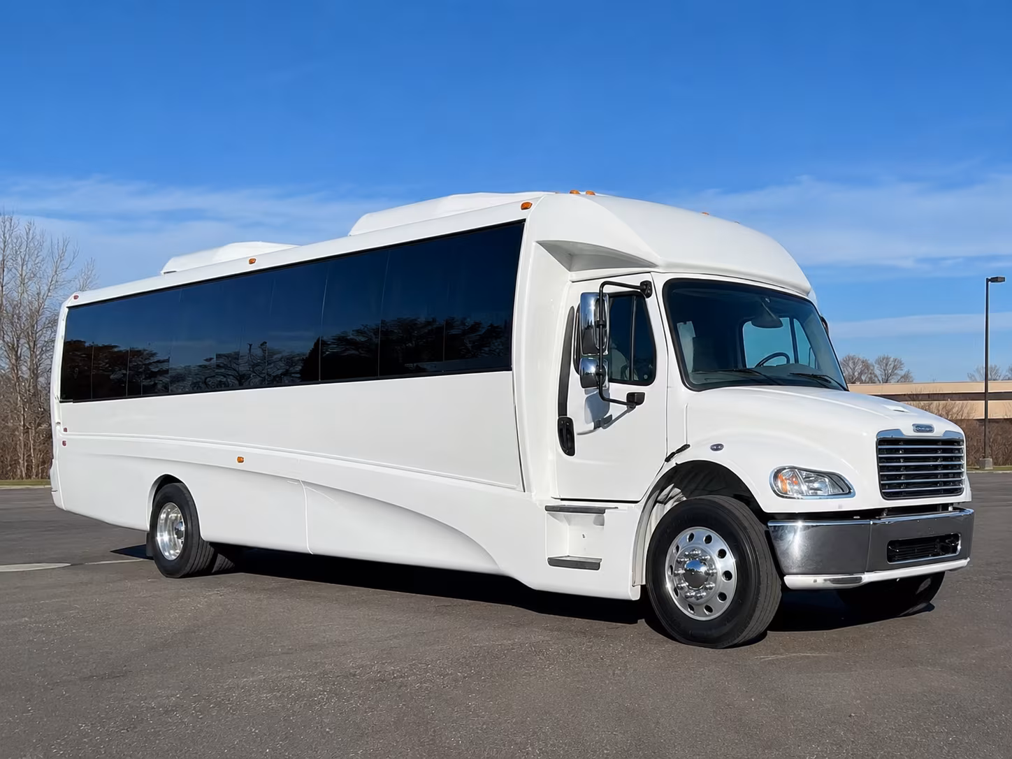 Pompano Beach Birthday, Sweet 16, & Quinceañera Transportation party bus exterior