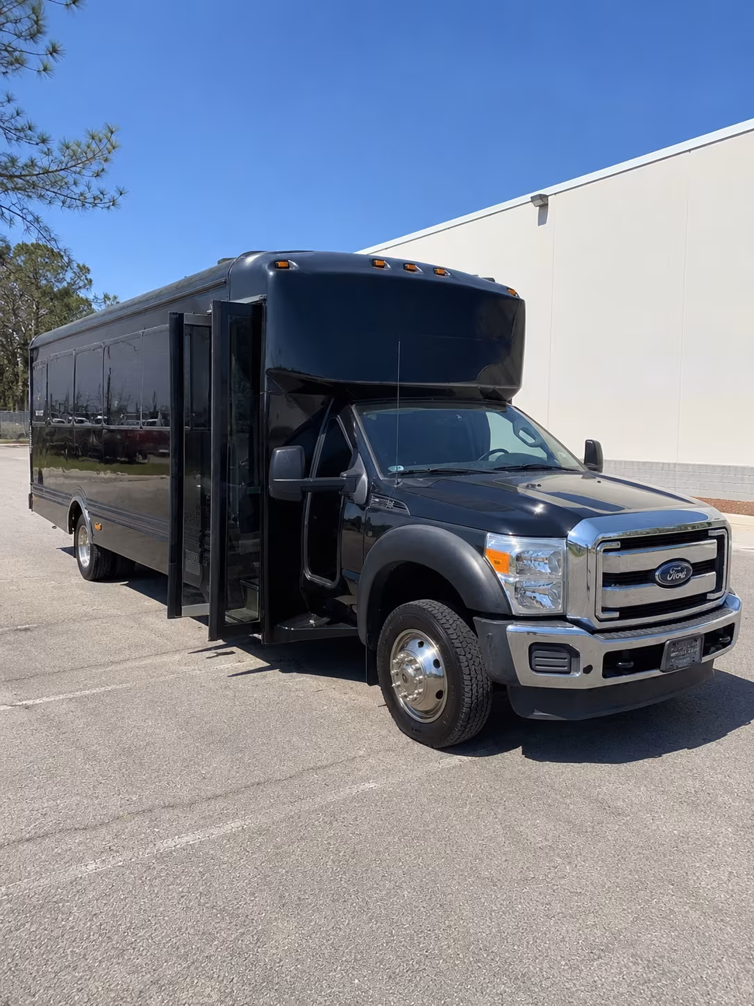 Pompano Beach Sporting Event Transportation onboard seating